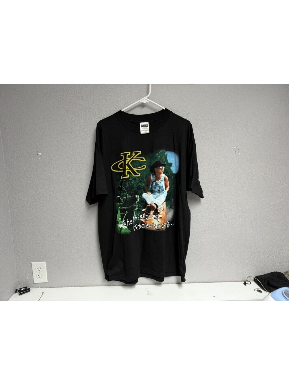 vintage Kenny Chesney She Thinks my tractors sexy t shirt XL 1999
